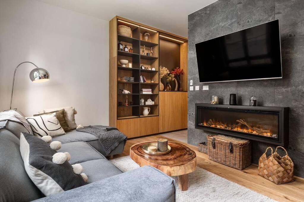 Luxury 2 Bedroom Mountain Escape Harrachov Exterior foto